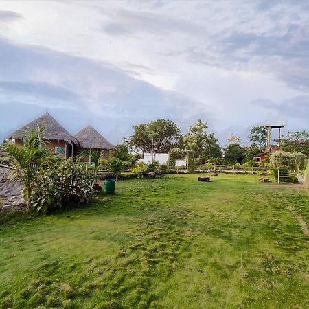 Van Vagdo Resort Rajpipla Екстер'єр фото