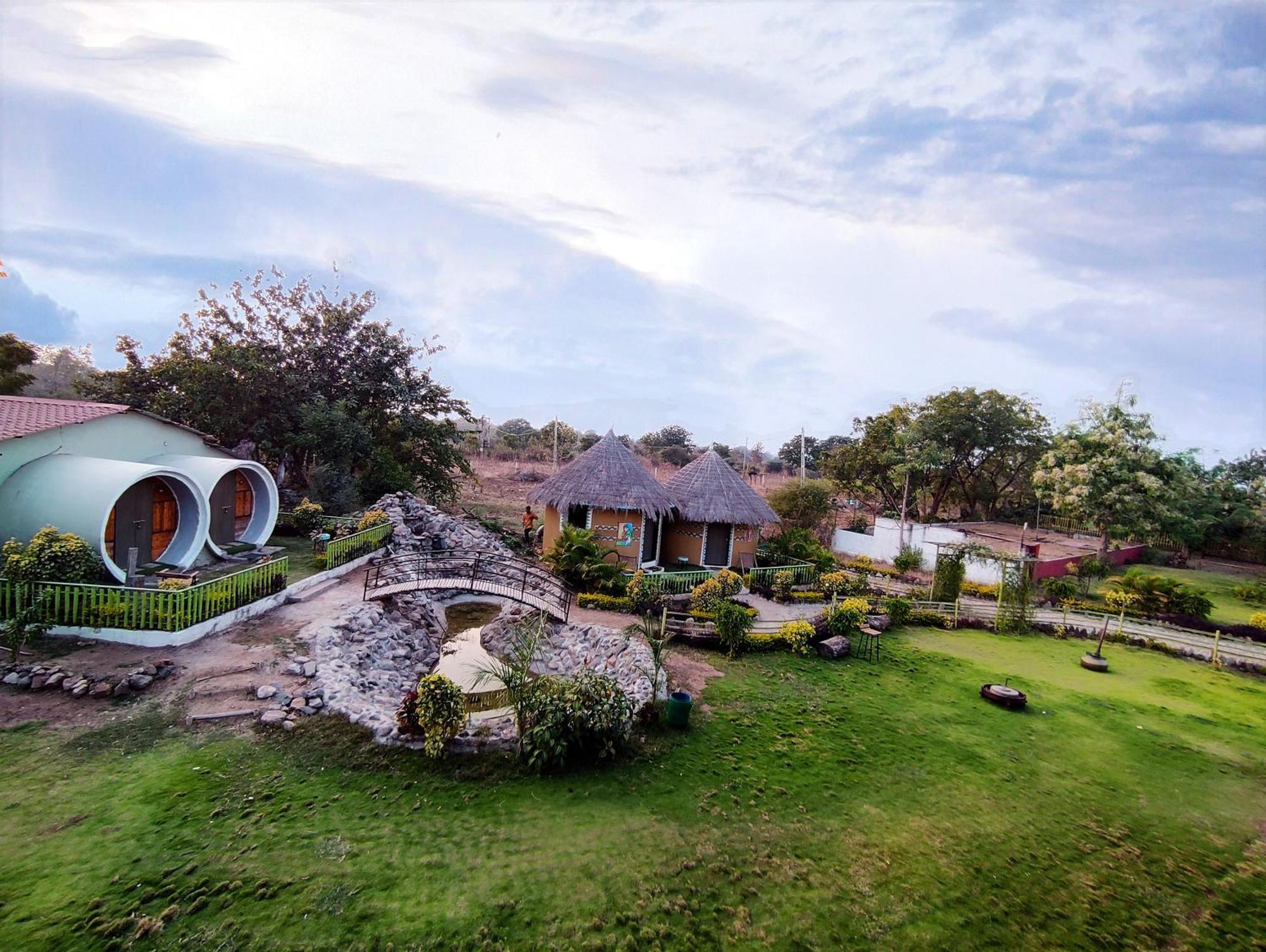 Van Vagdo Resort Rajpipla Екстер'єр фото