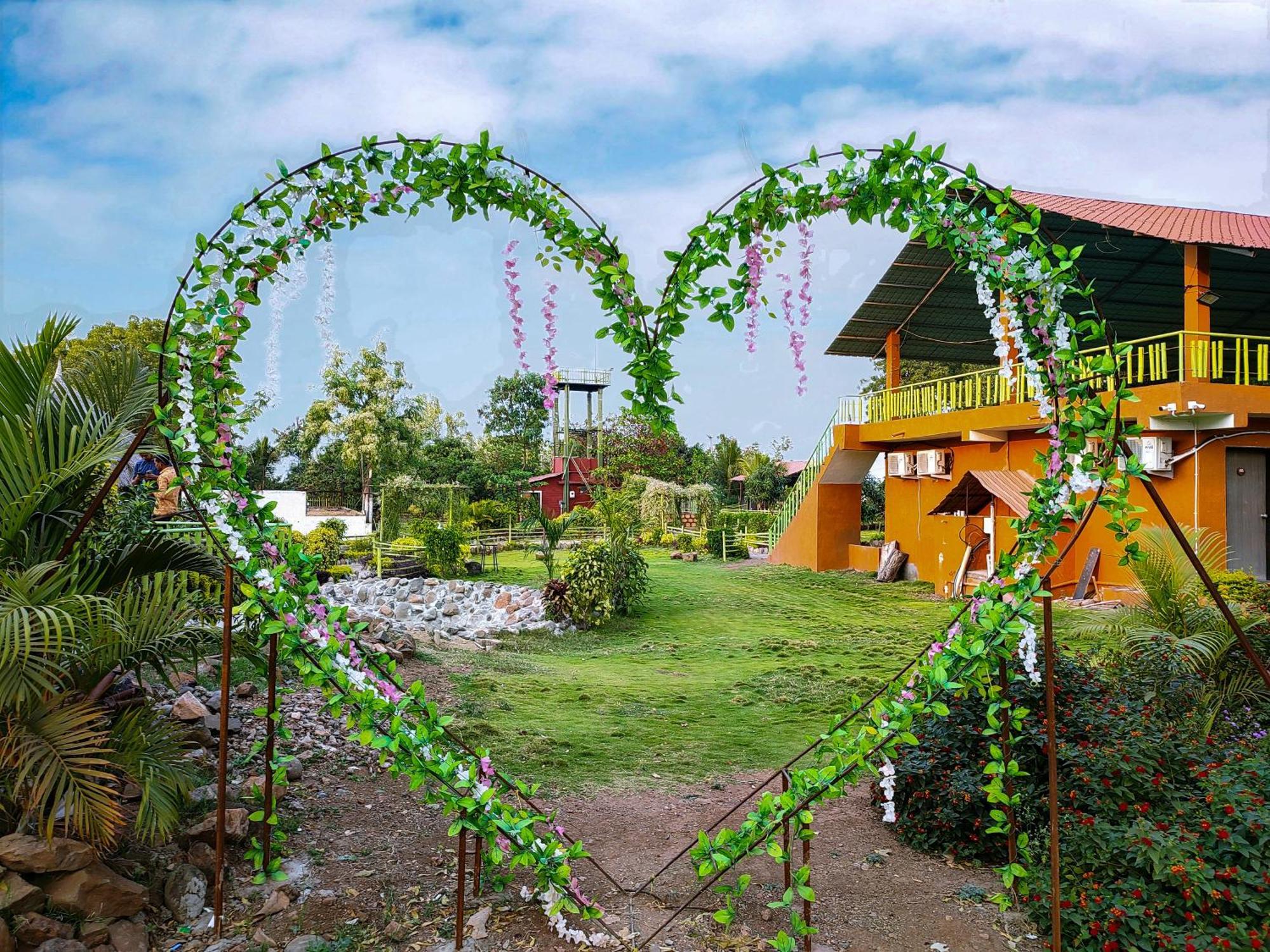Van Vagdo Resort Rajpipla Екстер'єр фото