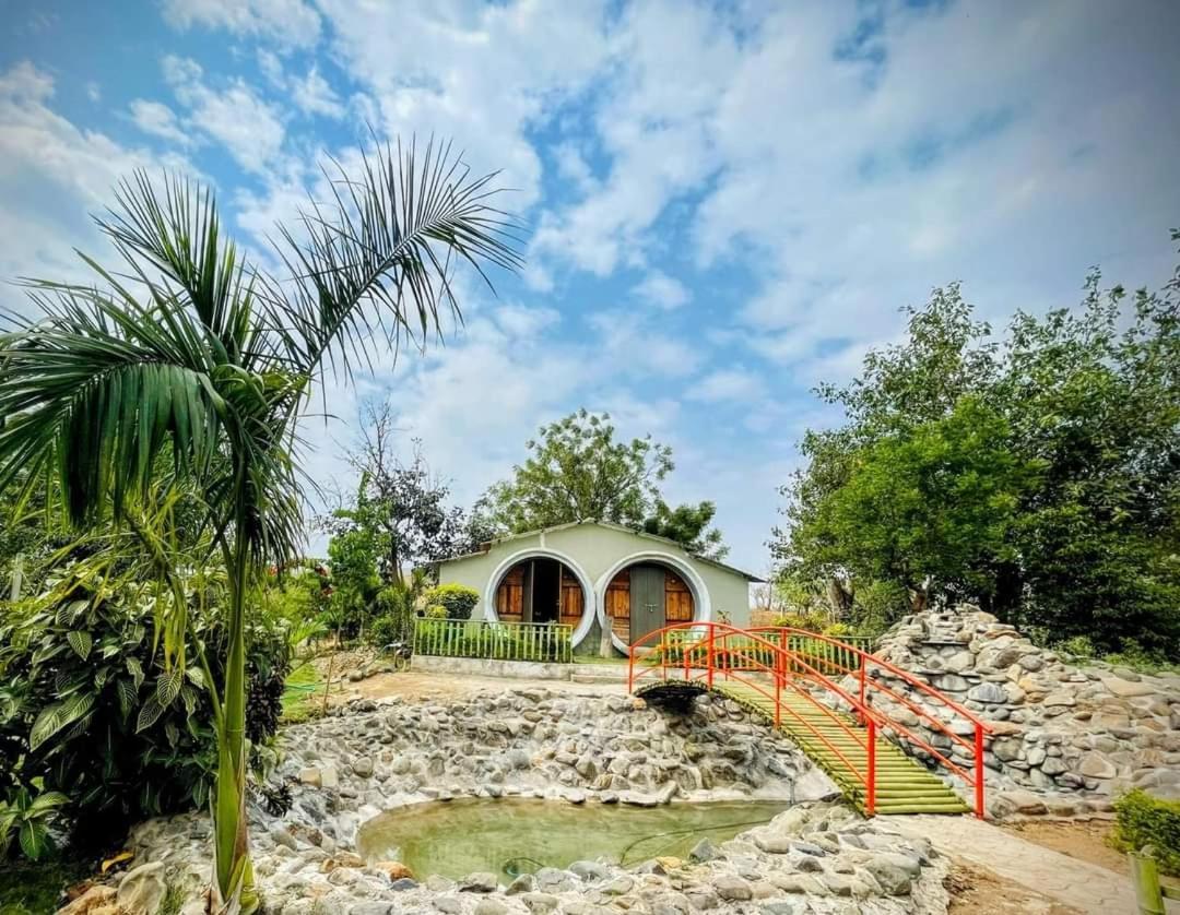 Van Vagdo Resort Rajpipla Екстер'єр фото