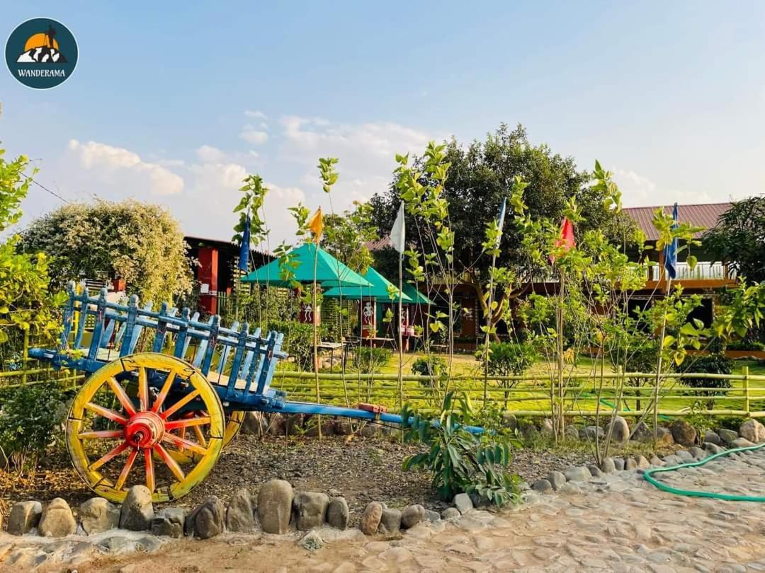 Van Vagdo Resort Rajpipla Екстер'єр фото