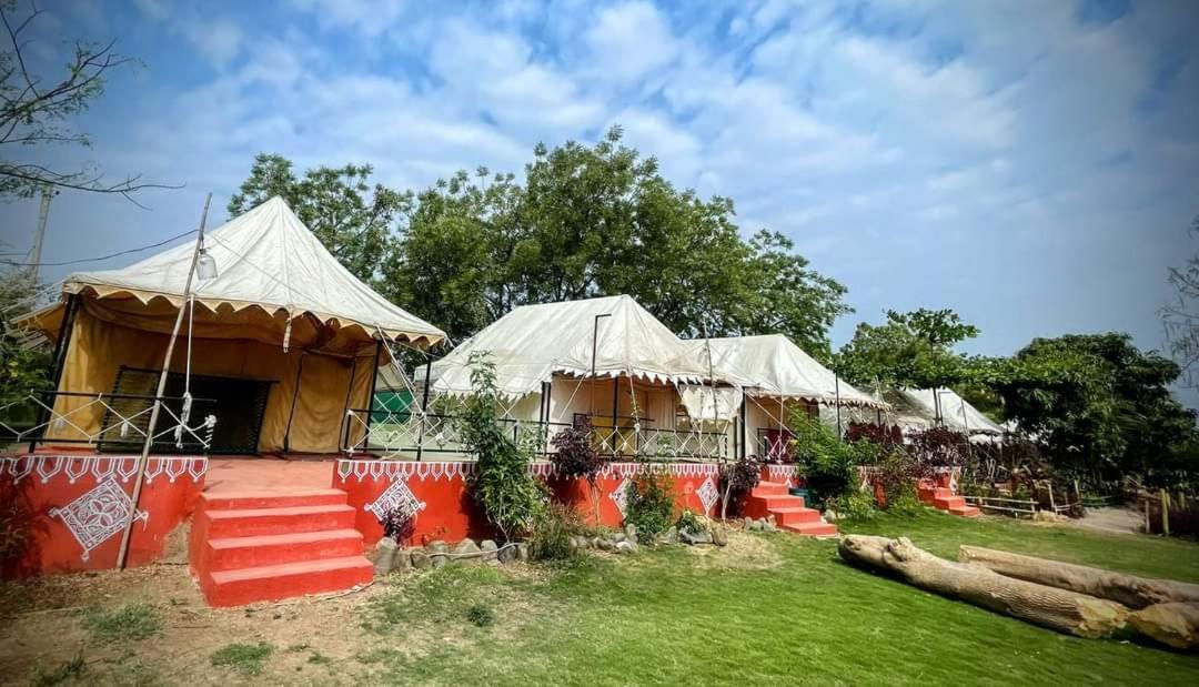 Van Vagdo Resort Rajpipla Екстер'єр фото