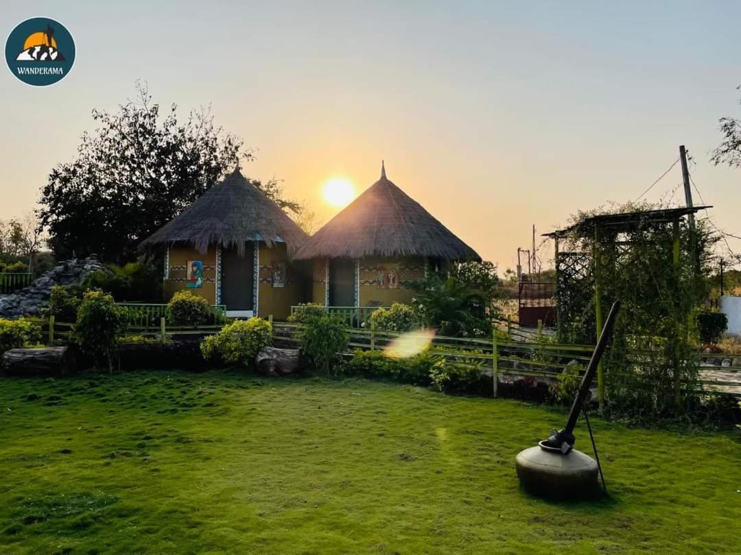 Van Vagdo Resort Rajpipla Екстер'єр фото